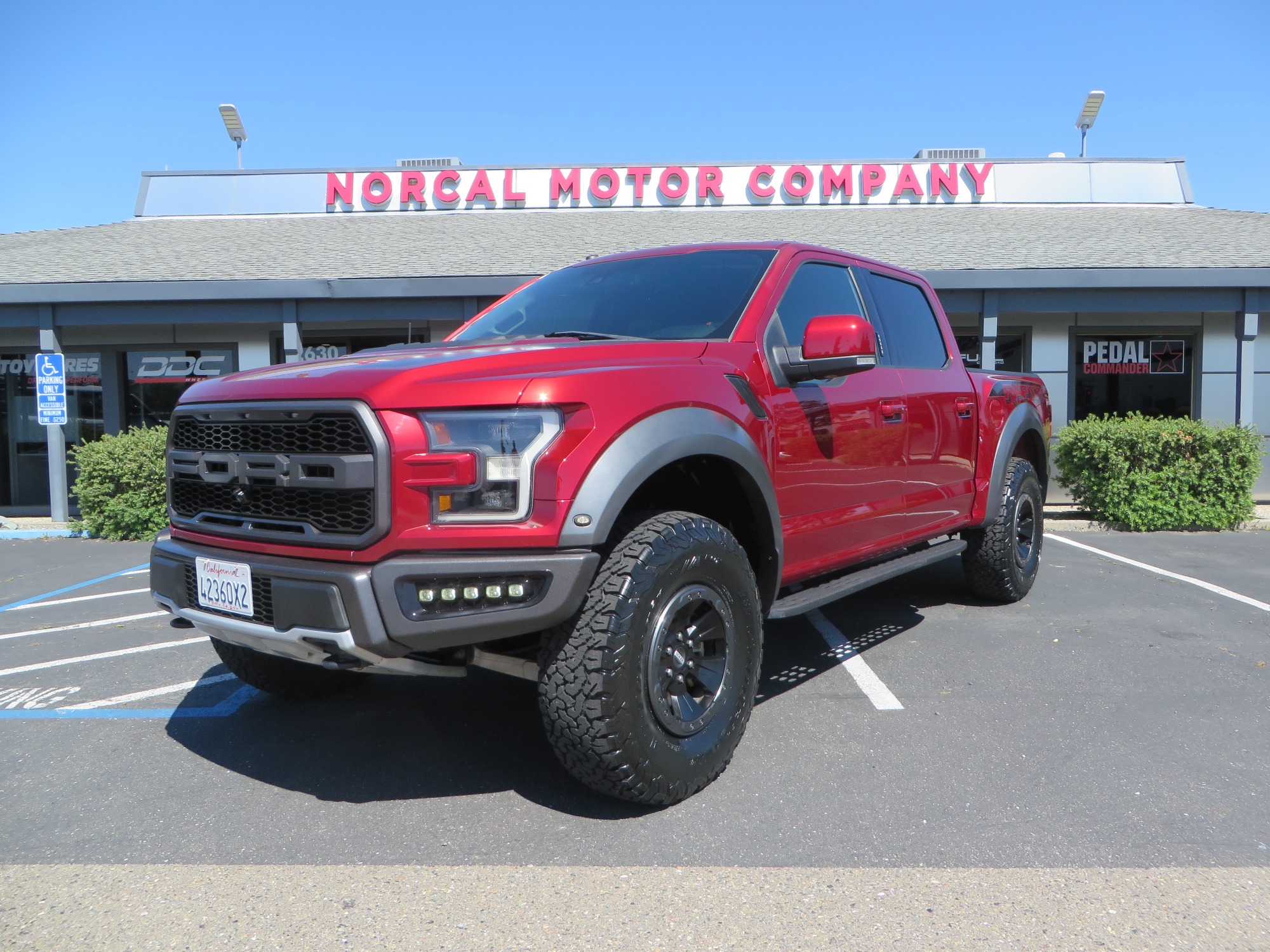 photo of 2018 Ford F-150 Raptor SuperCrew 4WD